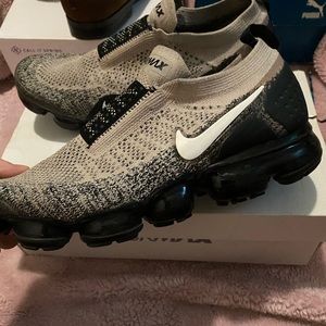 Vapor maxes